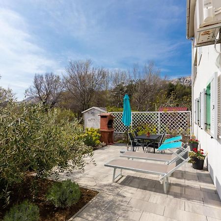 Apartment Magic Garden 巴斯卡 外观 照片