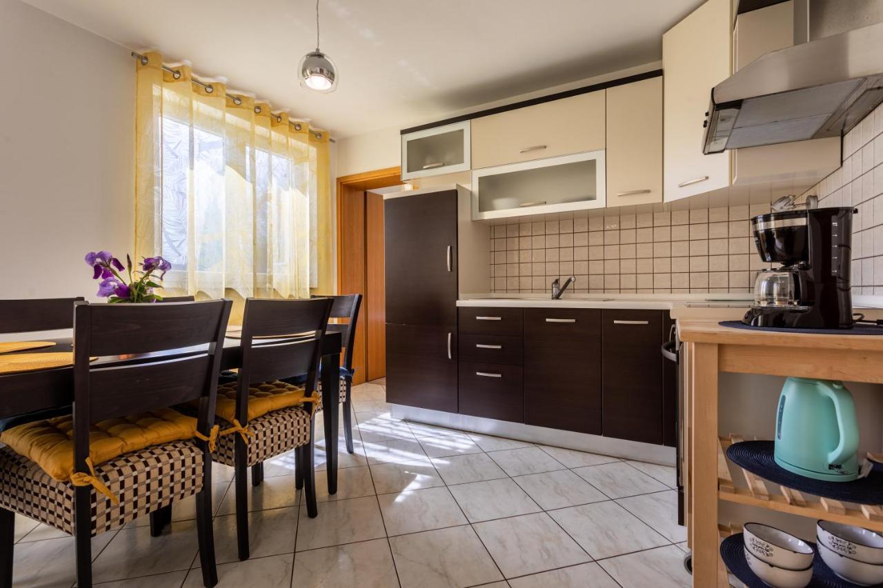 Apartment Magic Garden 巴斯卡 外观 照片